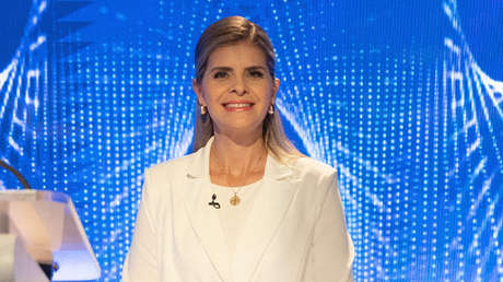 Quién es Laura Fernández Delgado, la politóloga que encarna la sucesión oficialista en Costa Rica