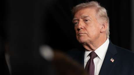 Justicia de EE.UU. aclara filtraciones del caso Epstein que comprometen a Trump