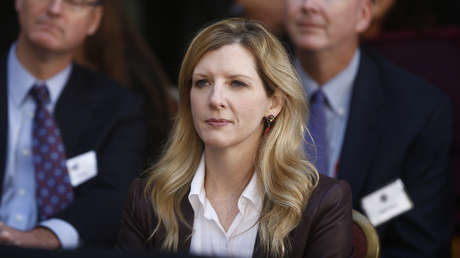 "¡Gracias al tío Jeffrey!": Abogada de Goldman Sachs, en aprietos por archivos Epstein