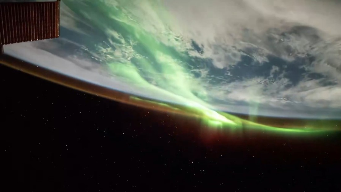 NASA capta espectaculares auroras verdes desde la Estación Espacial Internacional