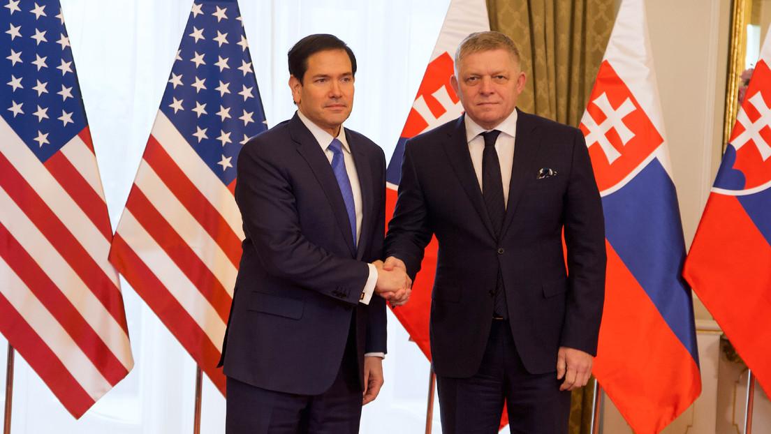 Fico en presencia de Rubio: Tenemos que mantener un diálogo con Putin