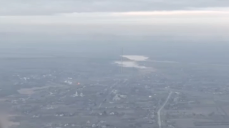 Potentes salvas de Grad: artilleros rusos hacen añicos un punto de resistencia ucraniana (VIDEO)