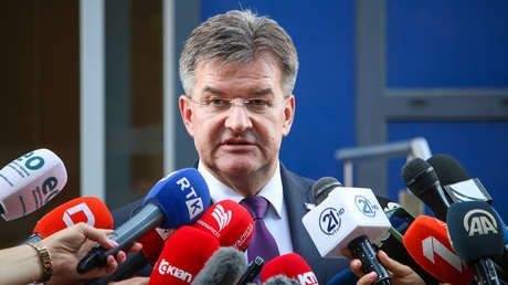 Alto funcionario de país europeo dimite después de aparecer en los archivos de Epstein