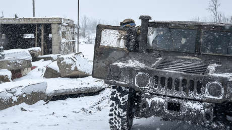 "Sin tiempo para pensar": militares rusos capturan dos Humvee estadounidenses en un audaz operativo