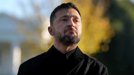 Zelenski critica a su propia Fuerza Aérea