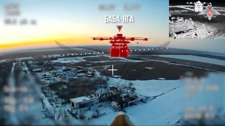 VIDEO: Drones FPV rusos cazan y destruyen objetivos enemigos en el frente