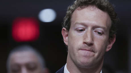 Correos filtrados revelan una cena "salvaje" en la que estaban Mark Zuckerberg y Epstein (FOTO)