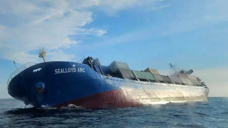 Alerta ambiental en el sureste asiático tras hundirse un carguero con materiales peligrosos