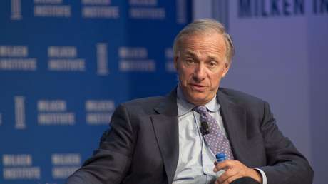 Ray Dalio advierte por el futuro del dólar y la posibilidad de una guerra civil en EE.UU.