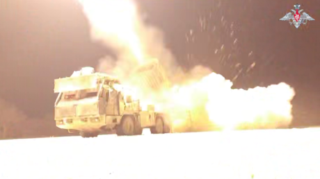 VIDEO: 'Huracán' ruso arrasa un punto de despliegue enemigo