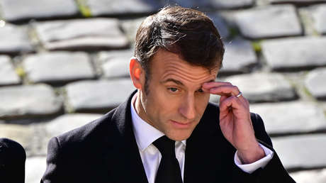 Humo y espejos: las 'artimañas' de Macron en la carrera por la IA