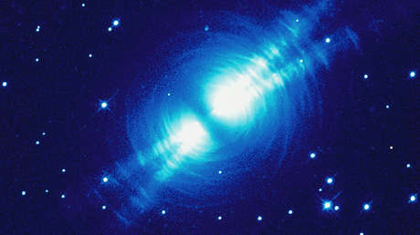 Captan un "espectáculo de luces" alrededor de una estrella moribunda (FOTO)