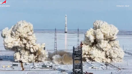 Rusia lanza un cohete Protón-M con un satélite (VIDEO)