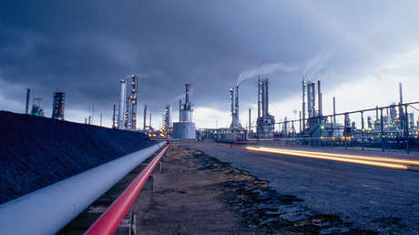 EE.UU. autoriza a grandes petroleras a reanudar operaciones en Venezuela