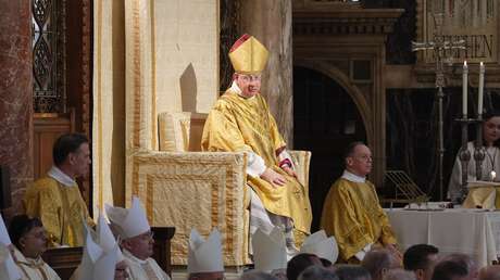 Arzobispo reconoce "fallas de autocontrol" de la Iglesia católica en casos de víctimas de abuso sexual