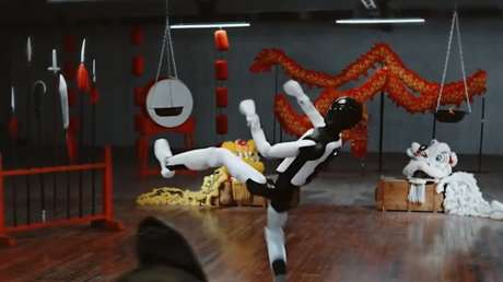 VIDEO: China presenta un robot maestro del kung-fu capaz de dar auténticas palizas