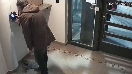 5 años fingiendo laburar: la ingenua manera del hijo de un exgobernador argentino para pretender llegar al trabajo (VIDEO)