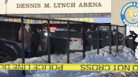 Brutales detalles del tiroteo que sacudió un partido de hockey en una secundaria de EE.UU.