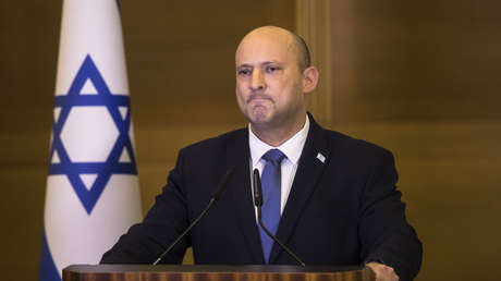 "Cobarde": Ex primer ministro israelí arremete contra Tucker Carlson