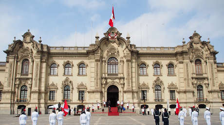 Omnipotencia parlamentaria, vacancias y elección en puertas: Perú en la encrucijada