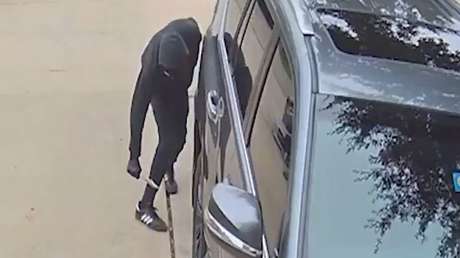 VIDEO: Pillan a 'cortallantas' en medio de una ola de ataques sin sentido