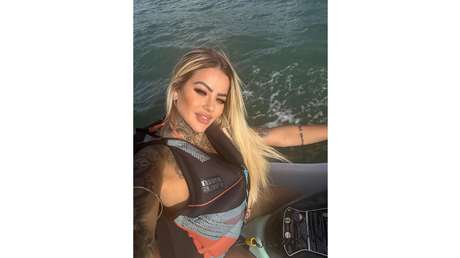 Muere 'influencer' a los 27 años tras una cirugía estética