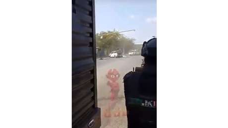 VIDEO EN PRIMERA PERSONA de los fuertes enfrentamientos armados en México tras la muerte del Mencho