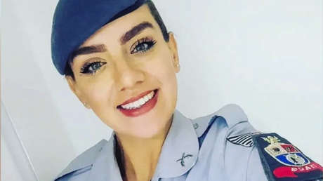 Una mujer policía hallada con un tiro en la cabeza mandó un aterrador mensaje antes de su muerte