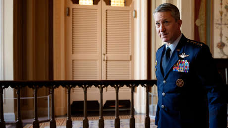 "Incorrecto al 100 %": Trump niega que un general clave de EE.UU. se pronunciara contra atacar a Irán