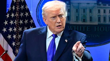 Trump acusa a Irán de haber construido misiles que podrían alcanzar EE.UU.