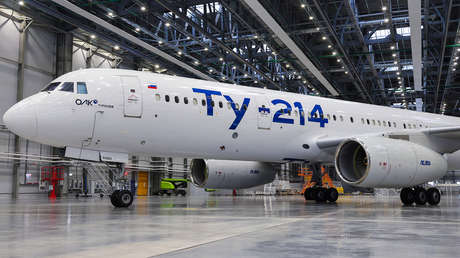 Rusia avanza con la producción del avión de pasajeros Tu-214 con piezas nacionales