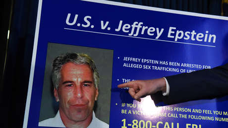 "No dejen piedra sin remover": Ordenan investigar si la Fuerza Aérea británica ayudó a Epstein en sus delitos