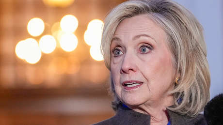 De Epstein a los ovnis y "Pizzagate": Hillary Clinton critica el rumbo de su interrogatorio