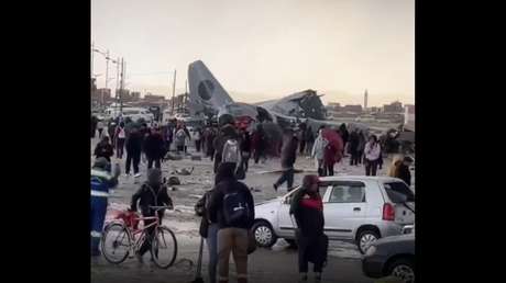 Aclaran sobre el dinero hallado en el lugar del siniestro del avión militar en Bolivia