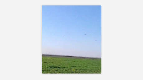 VIDEO: Misiles de crucero israelí-estadounidenses avistados en el cielo rumbo a Irán