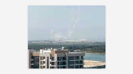 VIDEOS: Reportan explosiones en Abu Dabi, capital de Emiratos Árabes Unidos