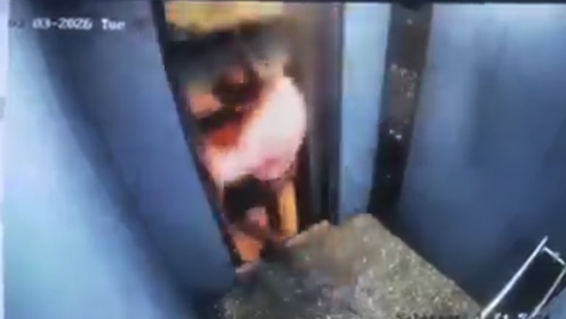 Un hombre se salva por poco de morir aplastado por un ascensor