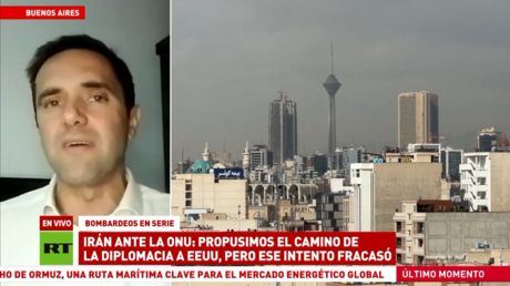 Analista: La estrategia de EE.UU. e Israel es cambiar el gobierno y desarmar completamente a Irán