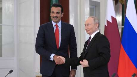 Putin habla por teléfono con el emir de Catar en medio de crisis en Oriente Medio