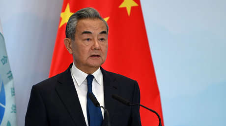 Wang Yi a su par iraní: China apoya a Irán en la defensa de su soberanía y seguridad
