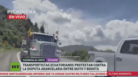 Transportistas ecuatorianos protestan contra la disputa arancelaria entre Quito y Bogotá