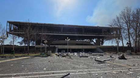 VIDEOS: Estadio en Irán queda destrozado tras ataques de EE.UU. e Israel