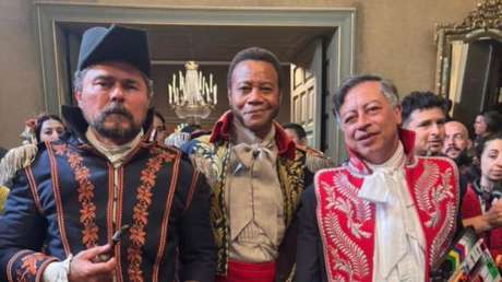 Detallan la fecha para el debut de Gustavo Petro en el cine