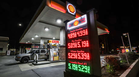 El desafío de Trump ante la drástica subida de precios del crudo tras su agresión contra Irán