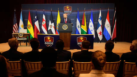 Trump al presidente de Panamá: "Hiciste el mejor negocio de la historia, lo compró por un dólar" (VIDEO)