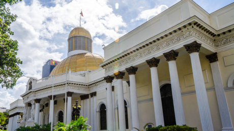Asamblea Nacional de Venezuela da su aprobación preliminar a la reforma de la Ley de Minas