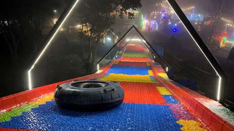 "No tengas miedo": Joven muere tras lanzarse por un tobogán en Colombia (VIDEO)