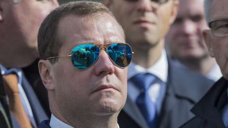 Medvédev desea a Irán "valentía y fortaleza en su heroica lucha" contra la "cobarde" agresión