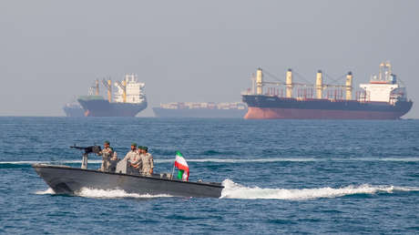 Reportan que la Marina de EE.UU. rechaza escoltar buques por el estrecho de Ormuz por riesgo de ataques iraníes