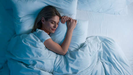 ¿Cómo lo que comes durante el día afecta a tu sueño de la noche siguiente?